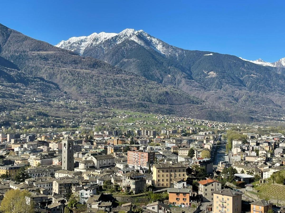 Appartamento La Baita Case Sondrio Fiume - Affitti Brevi Italia ภายนอก รูปภาพ
